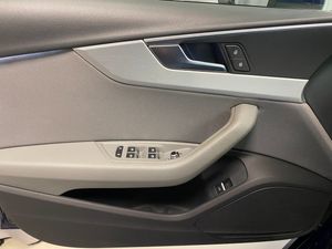 Audi A4 bild 17
