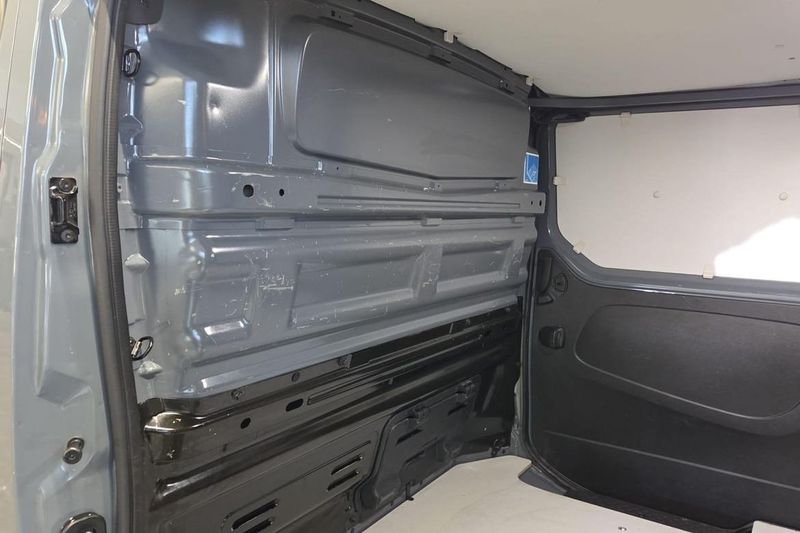 Renault Trafic bild 18