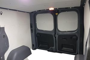 Renault Trafic bild 17