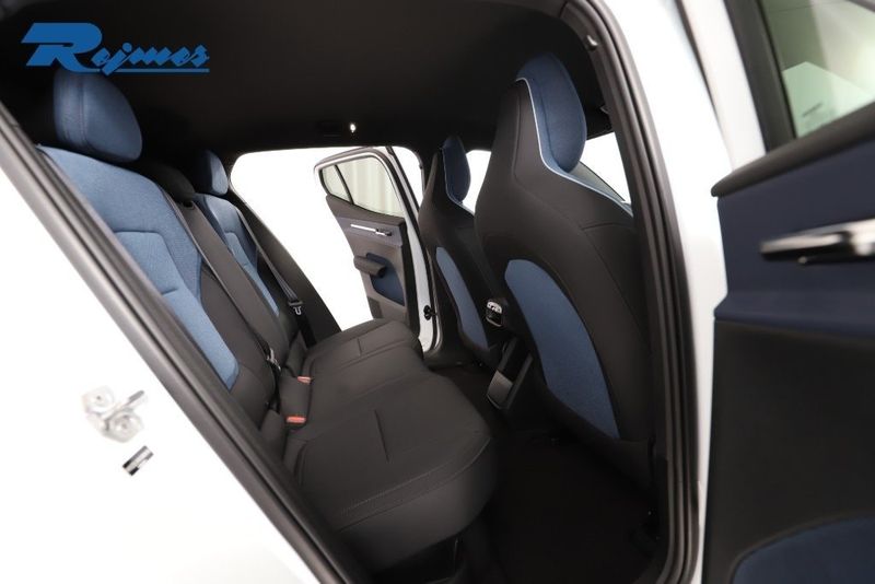 Volvo EX30 bild 8