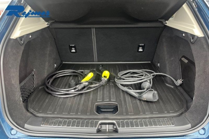 Lynk & Co 01 bild 17
