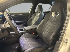 Volkswagen Passat bild 8