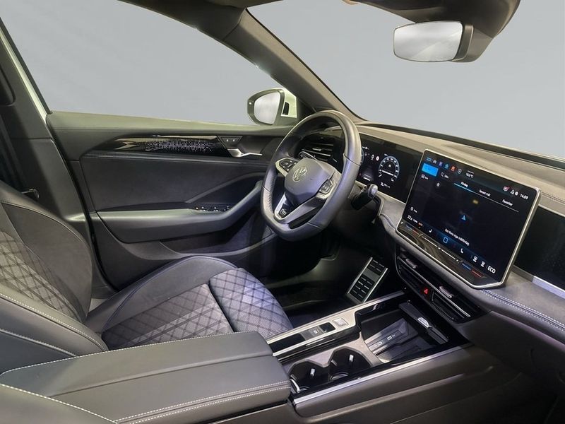 Volkswagen Passat bild 6