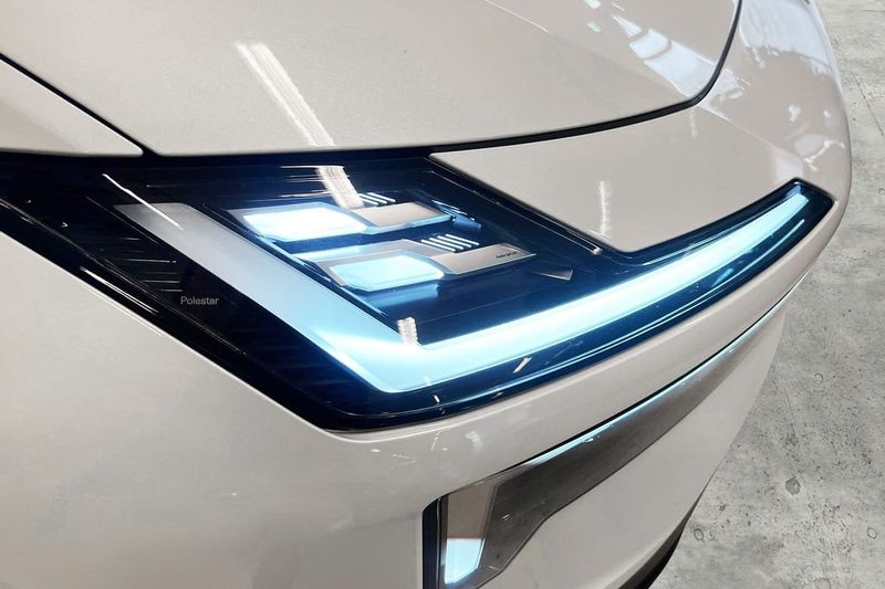 Polestar 4 bild 16