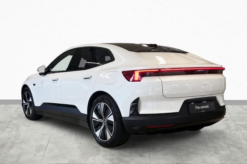 Polestar 4 bild 8