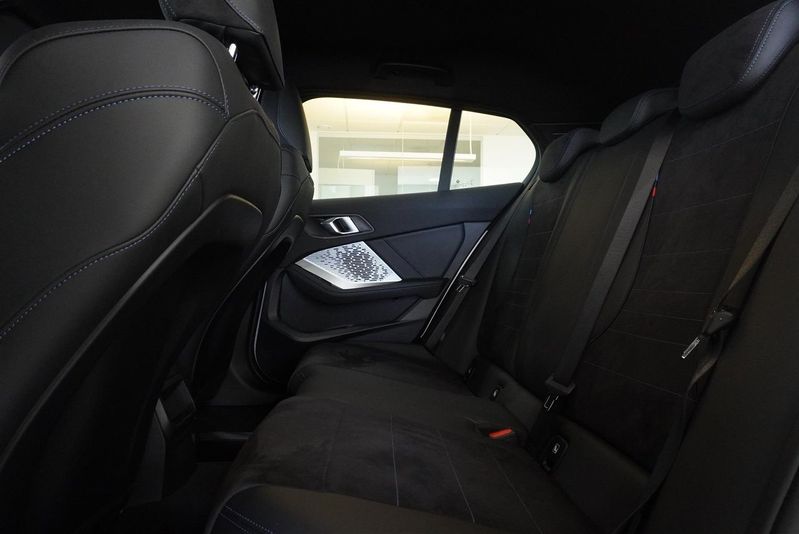 BMW 120 bild 9