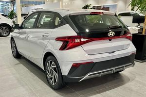 Hyundai i20 bild 2