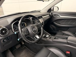 MG ZS EV bild 2