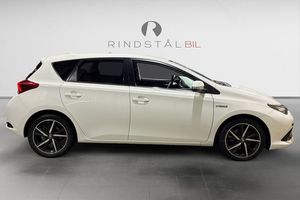 Toyota Auris bild 8