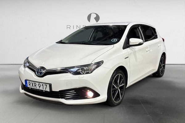 Toyota Auris Hybrid e-CVT 136 HK AUT B-KAMERA KEYLESS M&K 17" - 2017