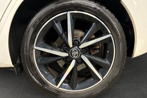 Toyota Auris bild 16