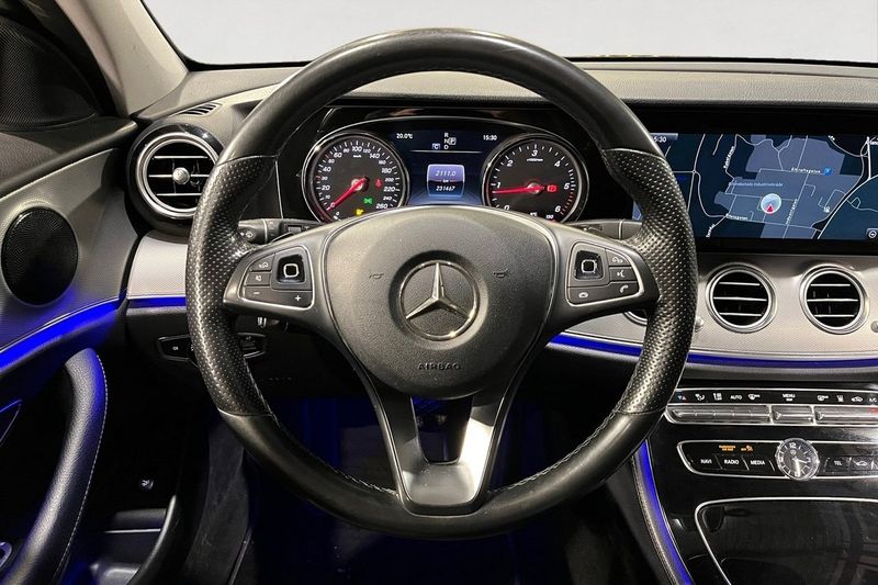 Mercedes E220 bild 12