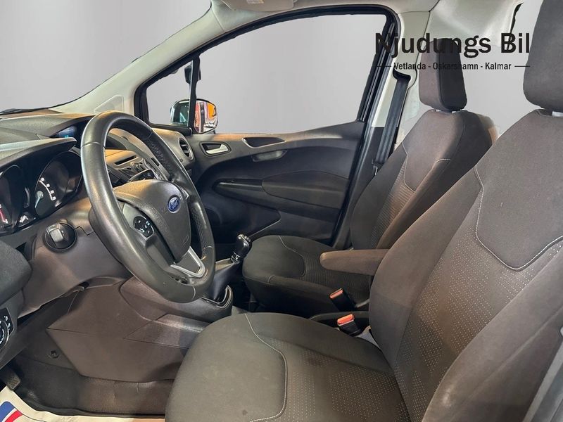 Ford Transit Courier bild 6