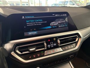 BMW 330 bild 11