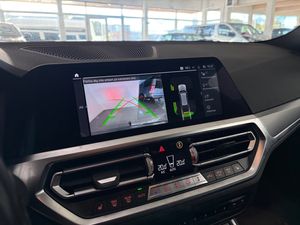 BMW 330 bild 9