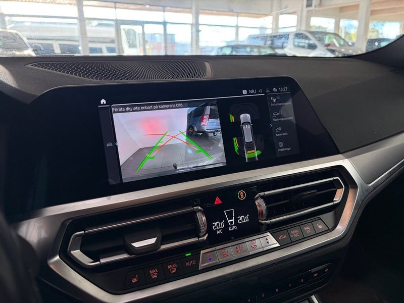 BMW 330 bild 9