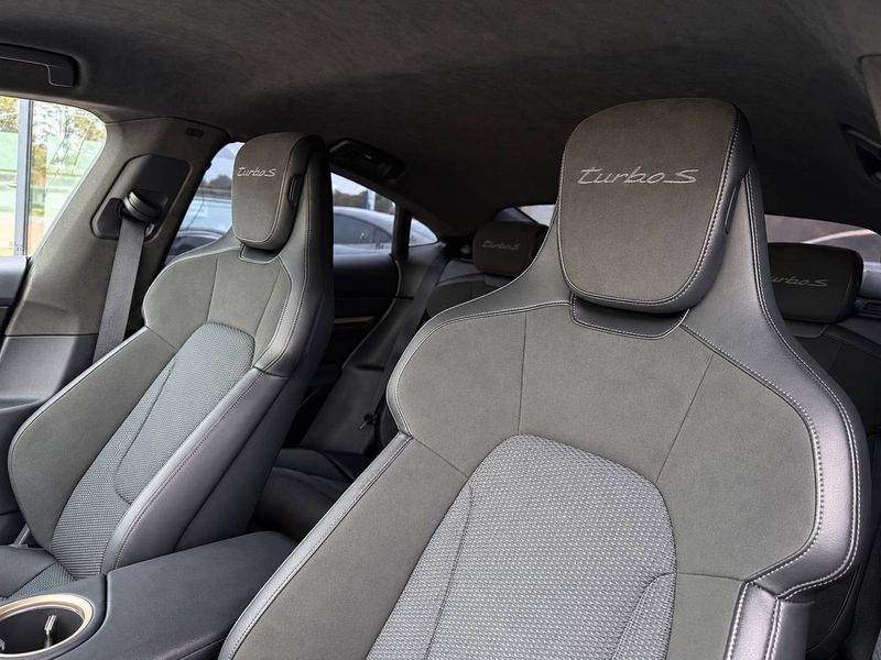 Porsche Taycan bild 18