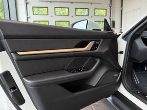 Porsche Taycan bild 11