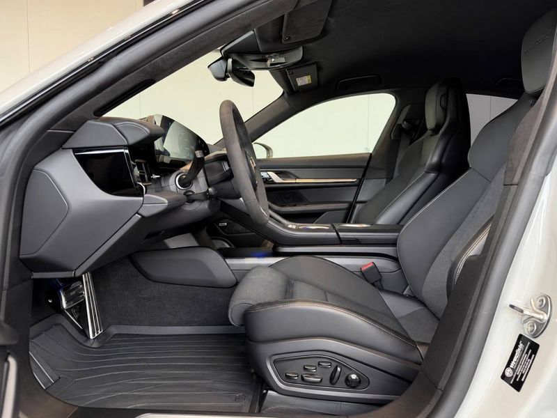Porsche Taycan bild 12