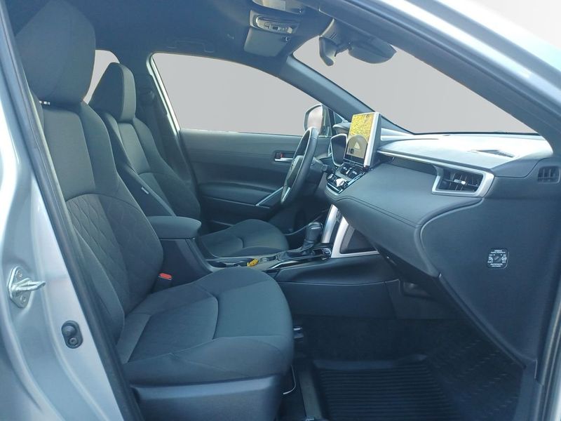 Toyota Corolla Cross bild 6
