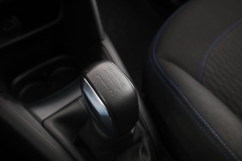 Peugeot 208 bild 26