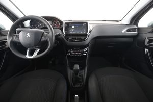 Peugeot 208 bild 13