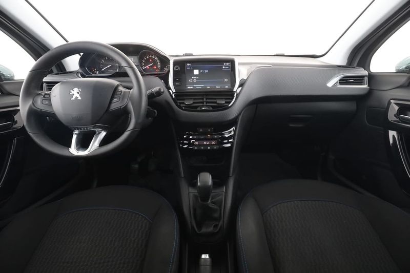 Peugeot 208 bild 13