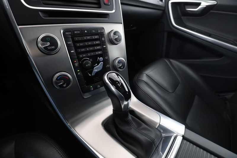 Volvo V60 bild 24