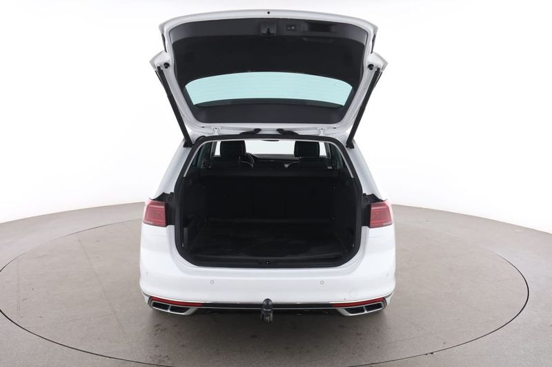 Volkswagen Passat bild 17