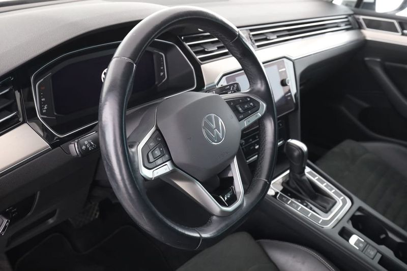 Volkswagen Passat bild 12