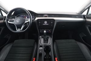 Volkswagen Passat bild 13