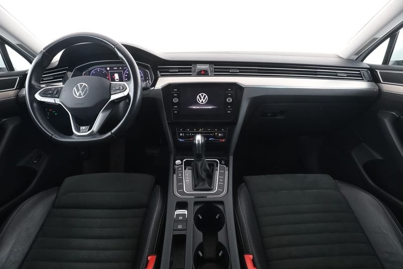 Volkswagen Passat bild 13