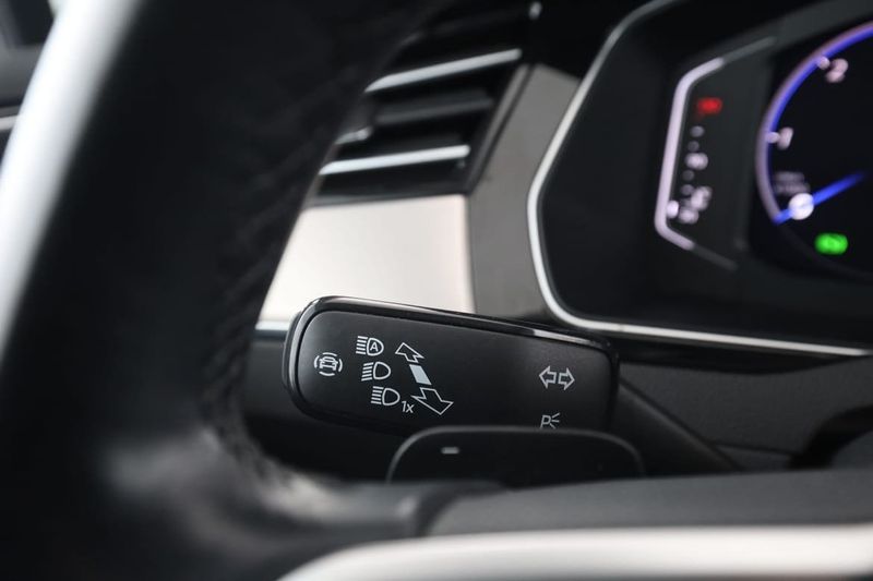 Volkswagen Passat bild 38