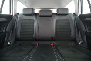 Volkswagen Passat bild 16