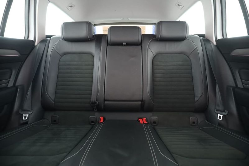 Volkswagen Passat bild 16