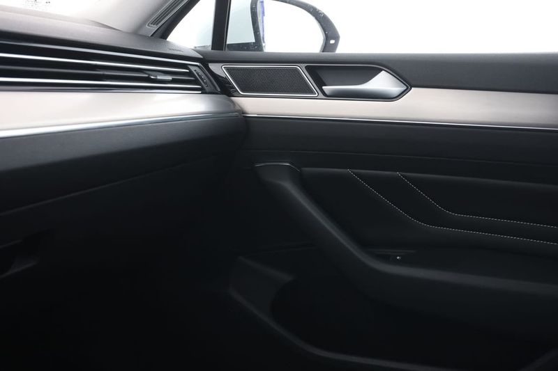 Volkswagen Passat bild 34
