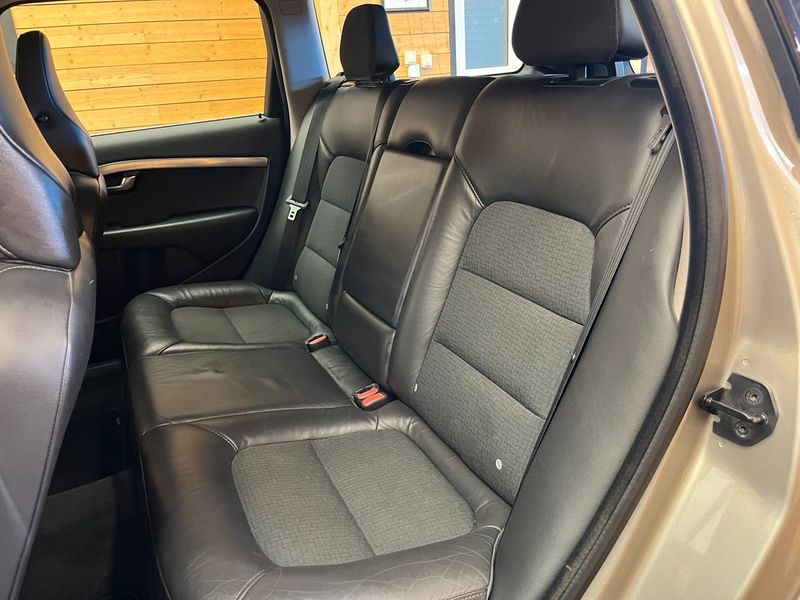 Volvo V70 bild 14
