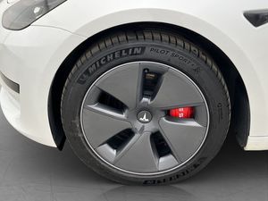 Tesla Model 3 bild 27