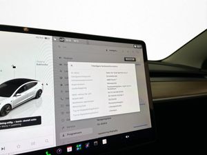 Tesla Model 3 bild 22