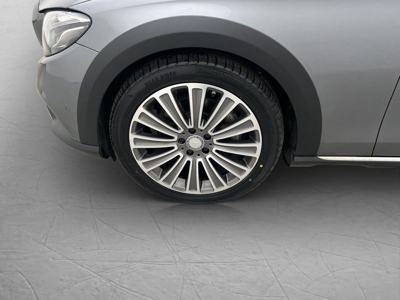 Mercedes E220 bild 31