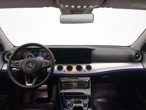 Mercedes E220 bild 14