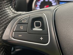 Mercedes E220 bild 18