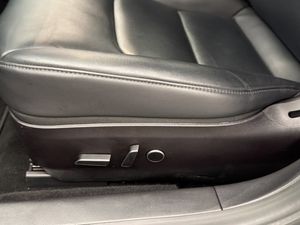 Tesla Model 3 bild 14