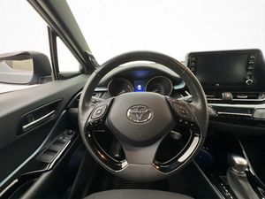 Toyota C-HR bild 13