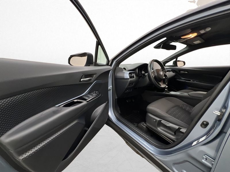 Toyota C-HR bild 10