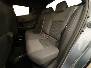 Toyota C-HR bild 25