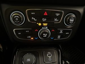 Jeep Compass bild 23