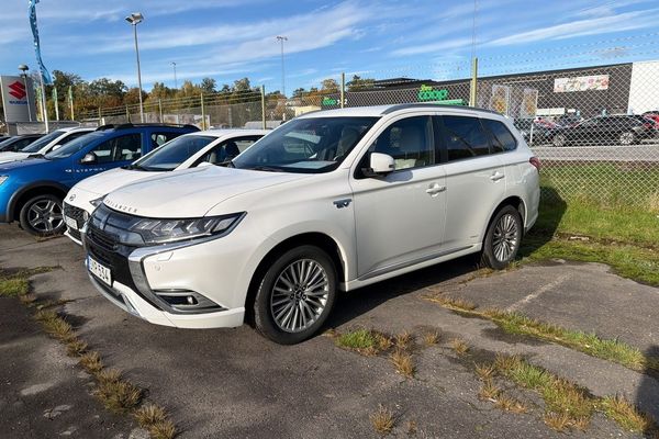 Mitsubishi Outlander PHEV 2,4 AWD AUT Business - 2019