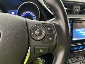 Toyota Auris bild 16