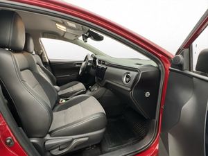 Toyota Auris bild 25